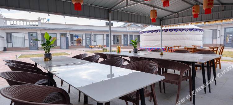 达拉特旗如你所院民宿(响沙石油加油站店)图片