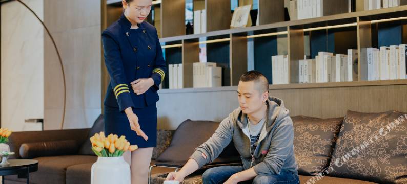 贵阳圣鑫酒店(贵阳龙洞堡国际机场砂之船奥特莱斯店)图片