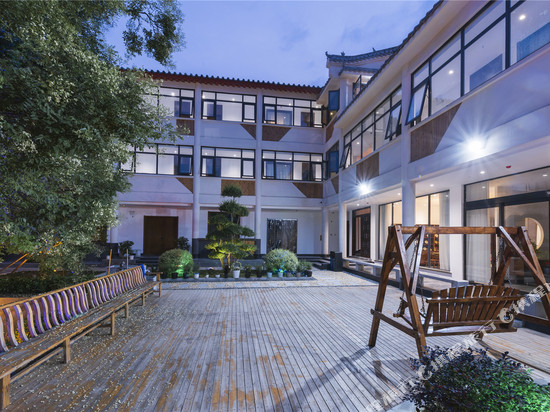 登封知宿民宿(卢崖瀑布景区店)