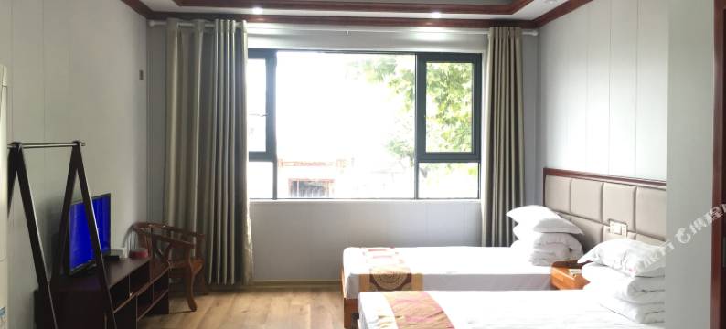 泾县桃花姐假日酒店(桃花潭风景区店)图片