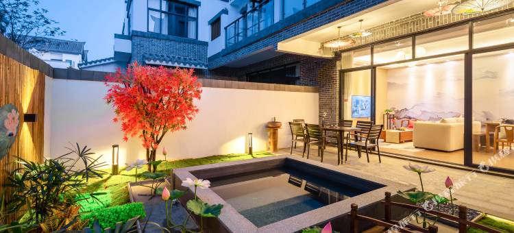 英德趣墅心花小镇烟雨江南温泉度假村图片