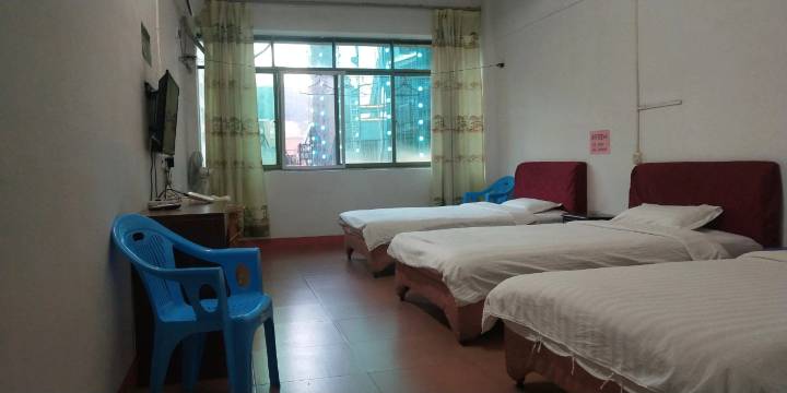 崇义湖天宾馆(崇义汽车站店)