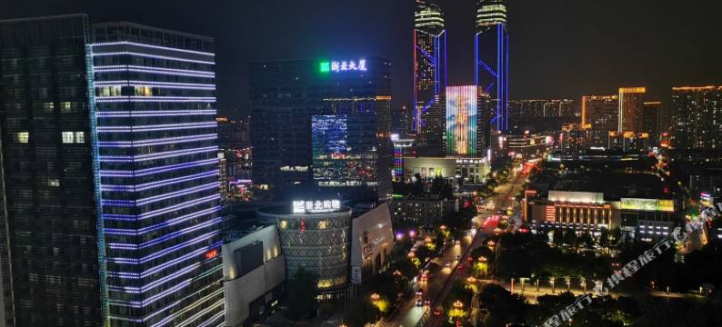 湖州青罗公寓(湖州爱山广场信业ICC店)图片