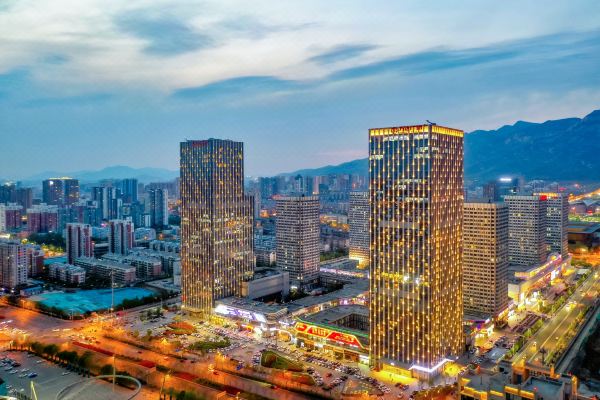 索菲亚公寓泰安万达广场店