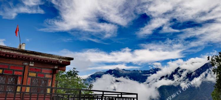 丹巴山妖・云绕雪岭山景度假民宿 (甲居藏寨景区店)图片