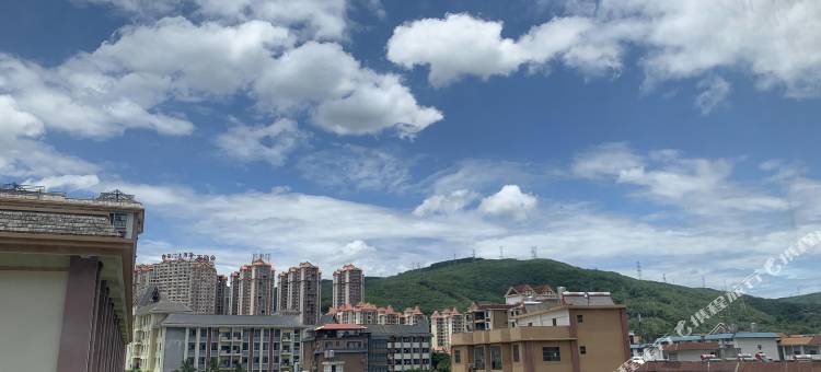 西双版纳傣泐鑫港大酒店图片