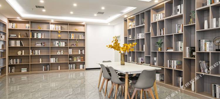 Xbed希酒店(衡阳雁峰广场湘江南路店)图片