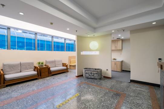 如家派柏·云酒店(北京站首都医科大学附属北京同仁医院西区店)