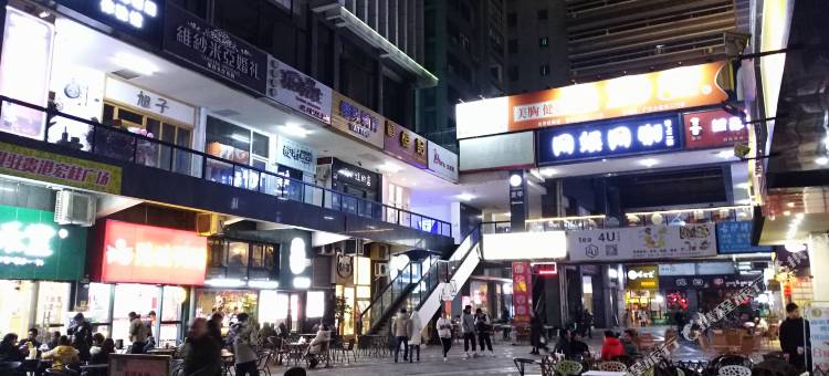 小阁楼宾馆(贵港高铁站市政府店)图片