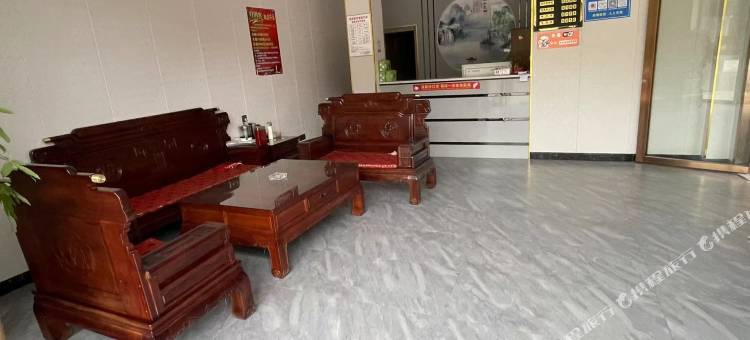 雄兴温泉酒店图片