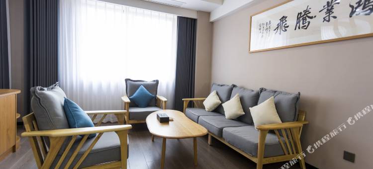 青衣印象假日酒店(青神客运站青衣广场店)图片