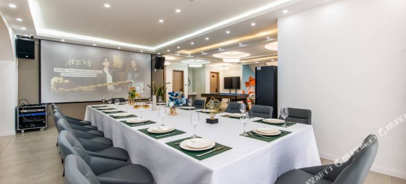 阳澄湖水云阁湖景泳池别墅图片