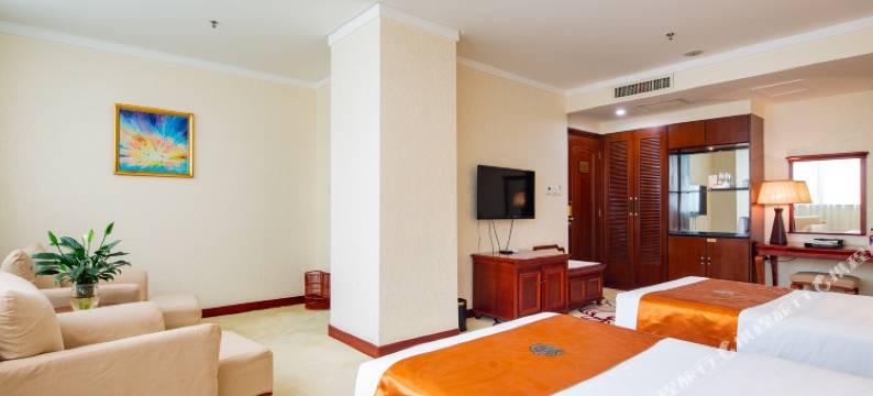 西宁假日王朝酒店图片