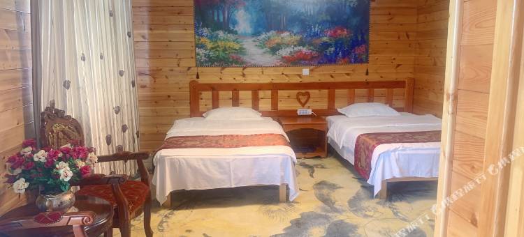 额尔古纳室韦临江嘎俐畅游阁民宿图片