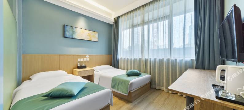 雅客雅家酒店(成都宽窄巷子文殊坊地铁站店)图片