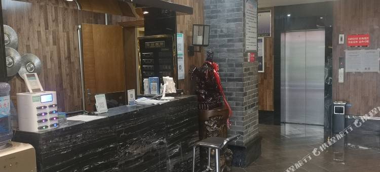 平凉亨阳假日酒店(火车站汽车东站店)图片