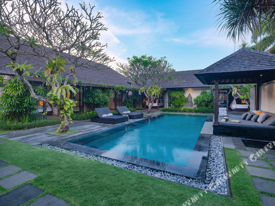 派珀斯水明漾别墅