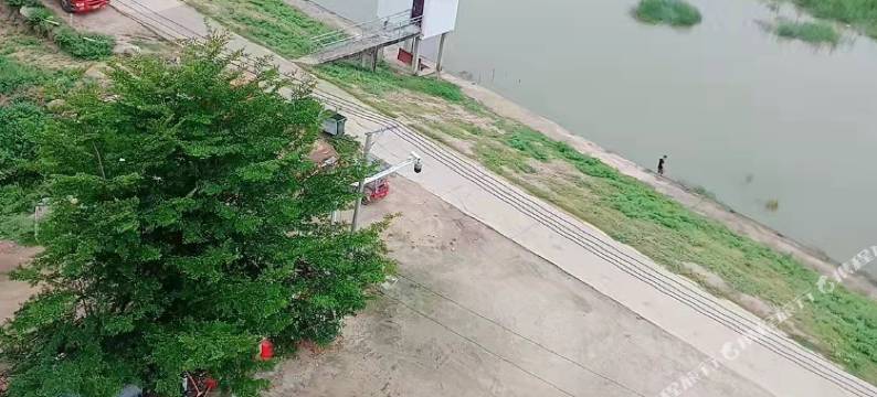 乐东利国新皇冠假日酒店图片