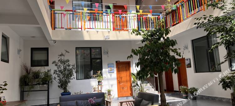 山河故里酒店(林芝比日神山店)图片