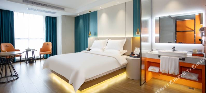 惠来金泰湾轻居酒店(宏泰购物广场店)图片