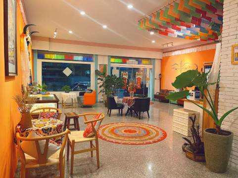 玩喜国际青年民宿(横店影视城店)