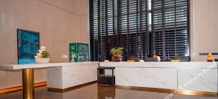 杏塘半岛花园酒店(万佳购物广场店)图片