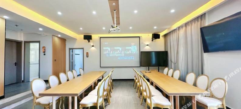 临海美墅泳池度假别墅(青岛崂山风景区店)图片