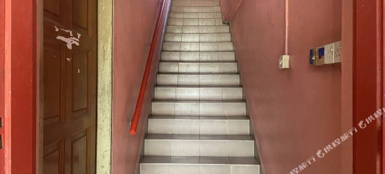 OYO 90885贝拉五角大楼旅馆(OYO 90885 Bera Pentagon Inn)图片