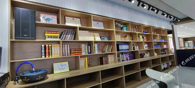 品悠然·鱼米乡里假日酒店图片