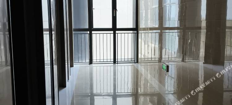 君子·轻奢Loft影院酒店(南昌海伦广场店)图片