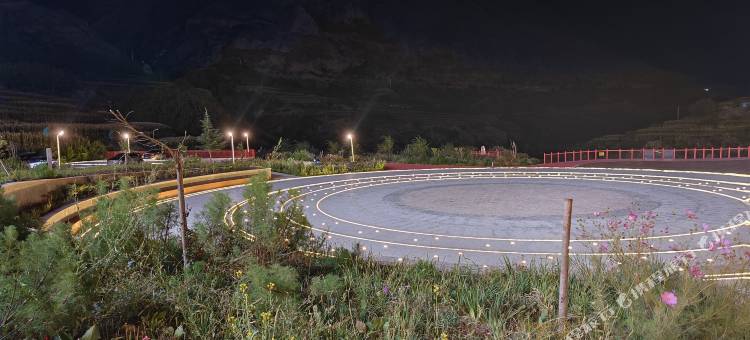 峰行驿酒店(芒康如美澜沧江店)图片