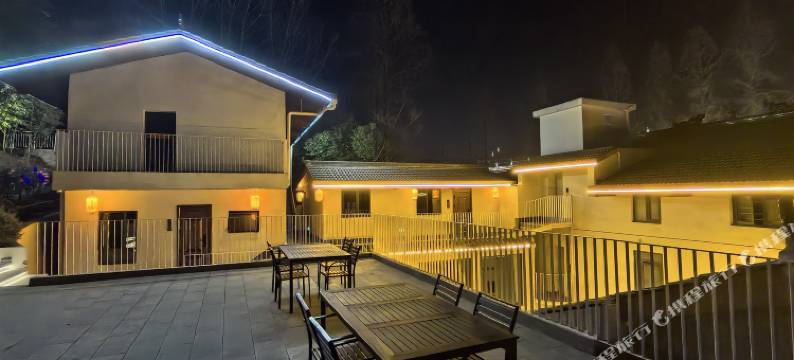 竹影山房·观山美宿·庭院(武当山景区店)图片