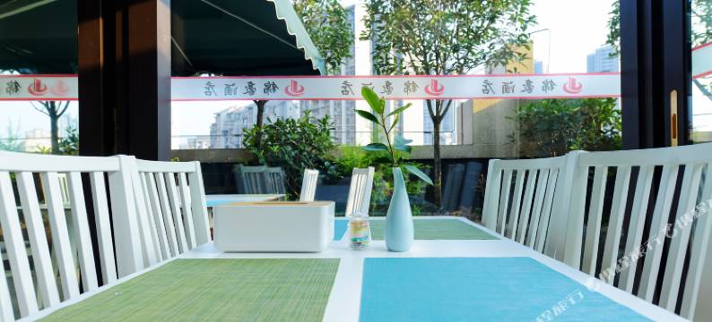 锦豪酒店(重庆大足石刻新城店)图片