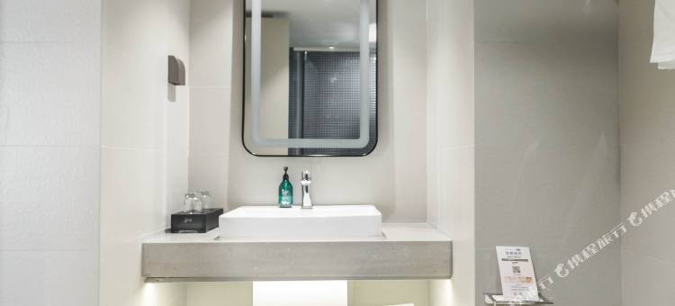 如家商旅酒店(哈尔滨哈西万达广场高铁站店)图片