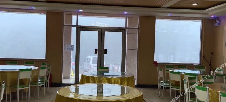 雾灵山伏凌快捷酒店图片