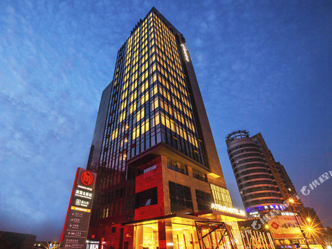 杭州西湖武林广场建国北路亚朵酒店