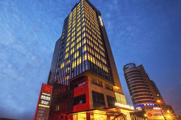 杭州西湖武林广场建国北路亚朵酒店