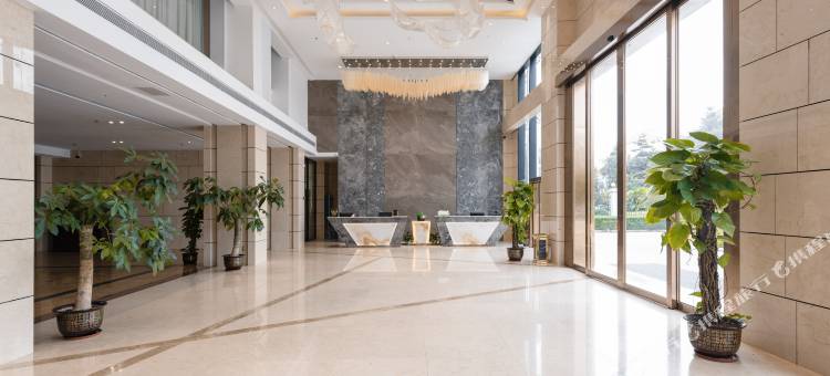 千宜酒店(玉林国防大厦店)图片