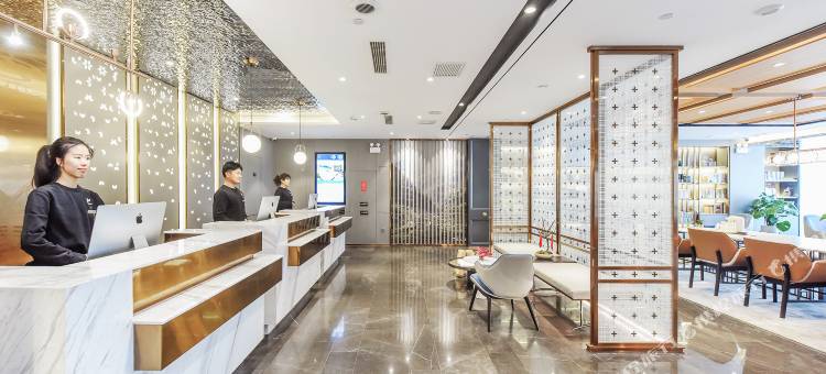 兰州东部市场气象局地铁站亚朵酒店图片