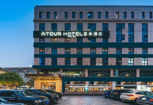 上海虹桥机场韩国街亚朵酒店外景图