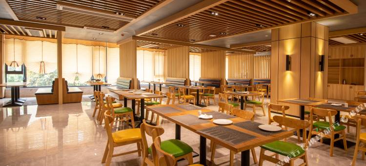 文旅凯都酒店(凯里市中心大十字店)图片