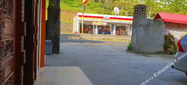 日落广场77号酒店(77 Sunset Plaza)图片