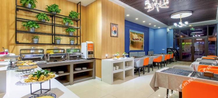 九方财富酒店(乌鲁木齐机场店)图片