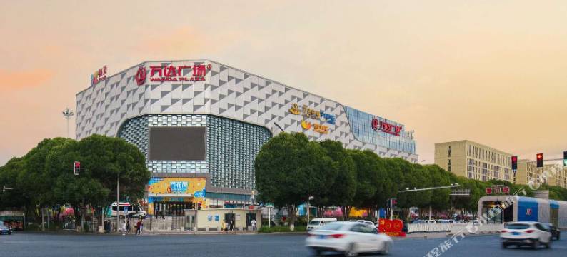 百世昌徕舍酒店(乌鲁木齐机场德港万达店)图片