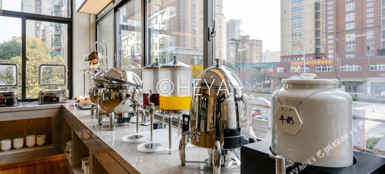 尚品智慧酒店(六安银泰万达店)图片