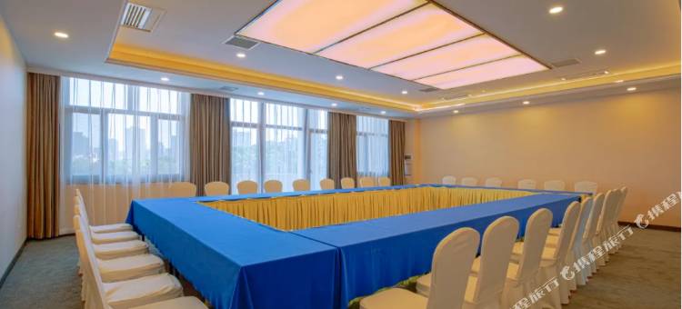 和田丝路印象精品酒店图片