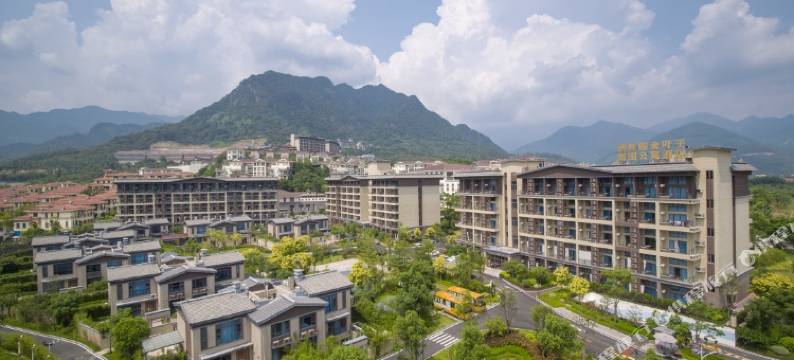 广州碧桂园金叶子温泉别墅图片