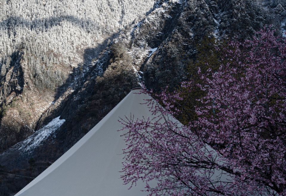 Yubeng Tibetan Mid-Levels ZGlamping Wild Luxury TentHotel Overview