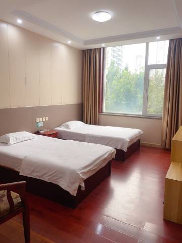 泳昌商务宾馆(岚山万斛路店)