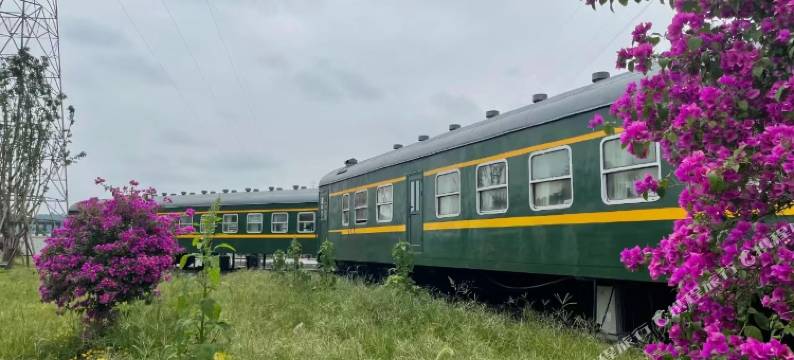 火车民宿(沙湾沫若戏剧文创园店)图片